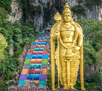 golden statue batu caves kuala lumpur